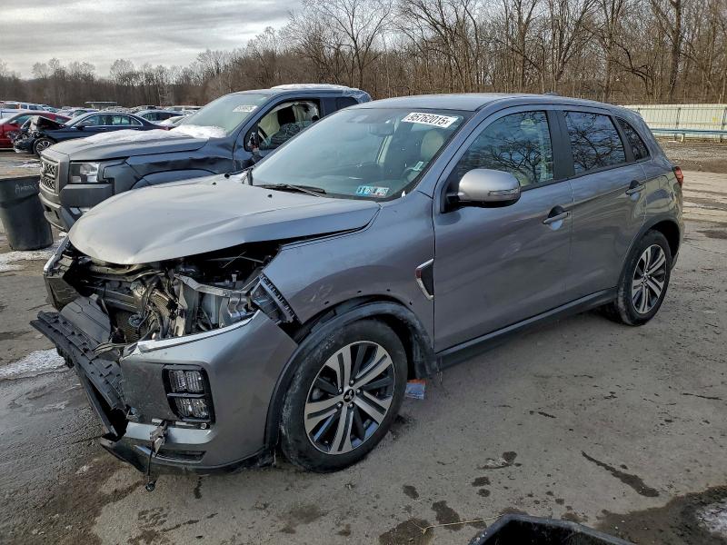 Фото 1 - MITSUBISHI OUTLANDER