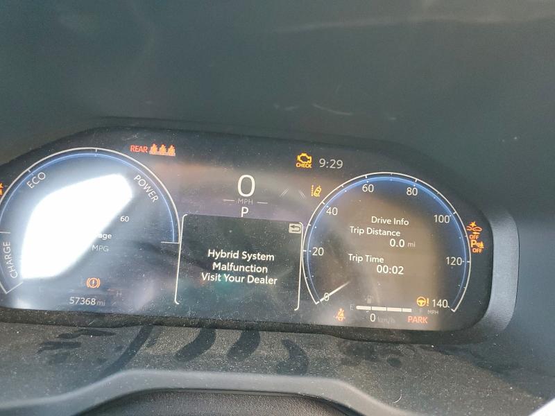 Фото 9 - TOYOTA RAV4