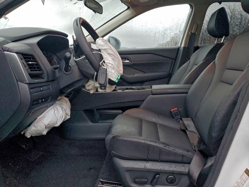 Фото 7 - NISSAN ROGUE