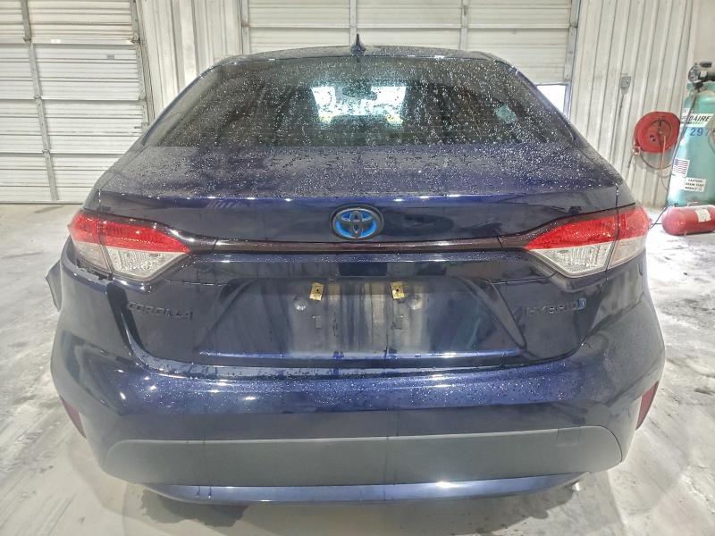 Фото 6 - TOYOTA COROLLA