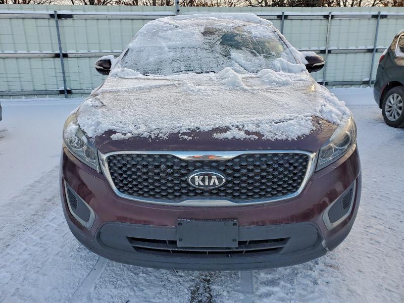 Фото 5 - KIA SORENTO