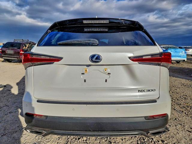 Фото 6 - LEXUS NX