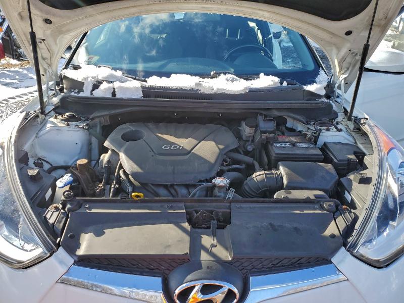 Фото 11 - HYUNDAI VELOSTER