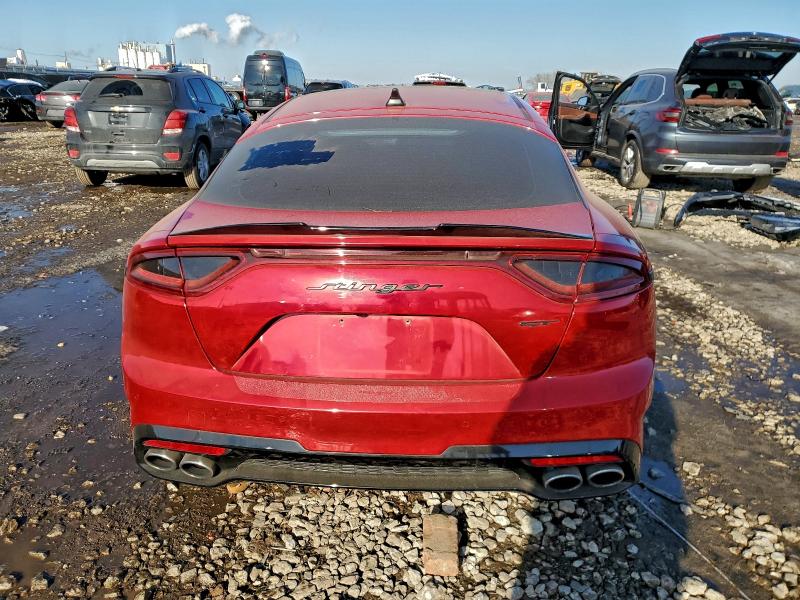 Фото 6 - KIA STINGER