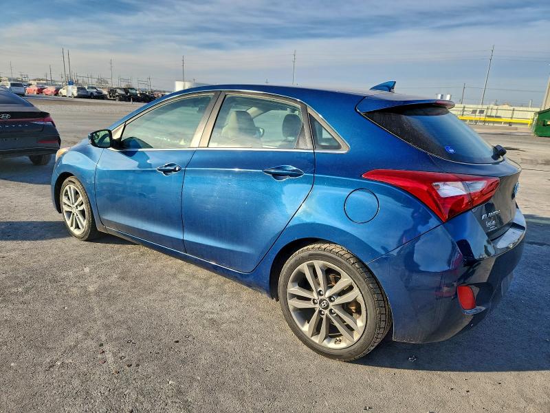 Фото 2 - HYUNDAI ELANTRA