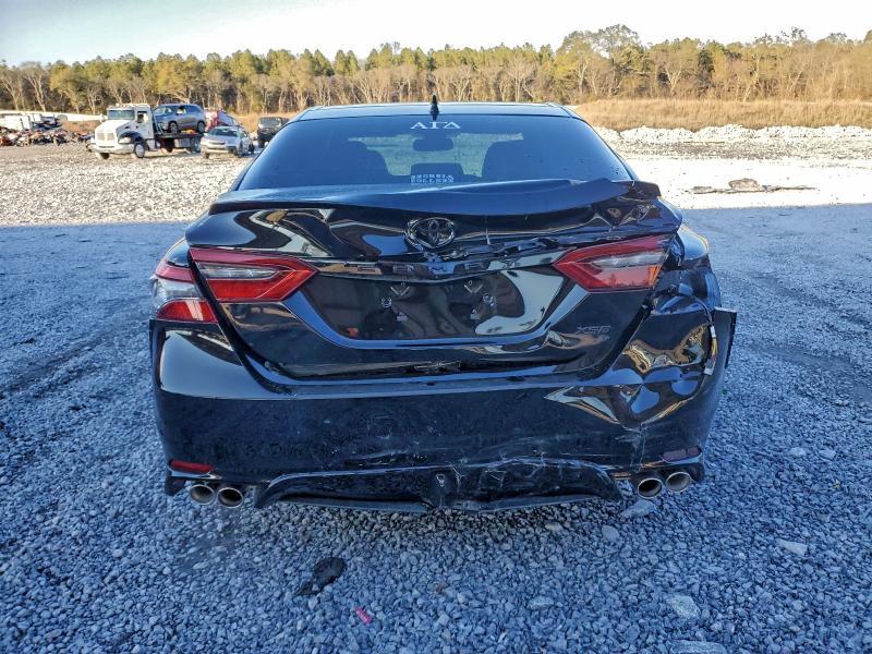 Фото 6 - TOYOTA CAMRY