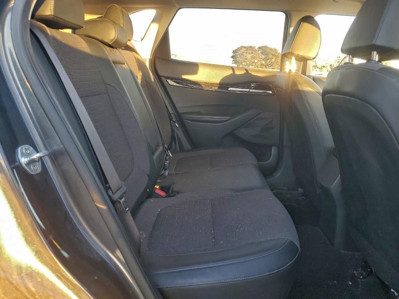 Фото 11 - KIA SELTOS