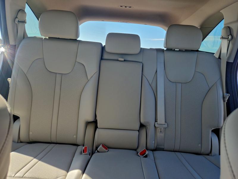 Фото 10 - KIA SORENTO