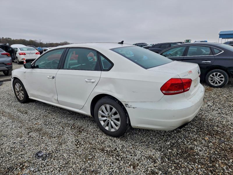 2015 VOLKSWAGEN PASSAT