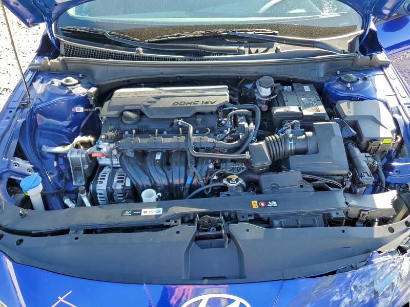 Фото 11 - HYUNDAI ELANTRA