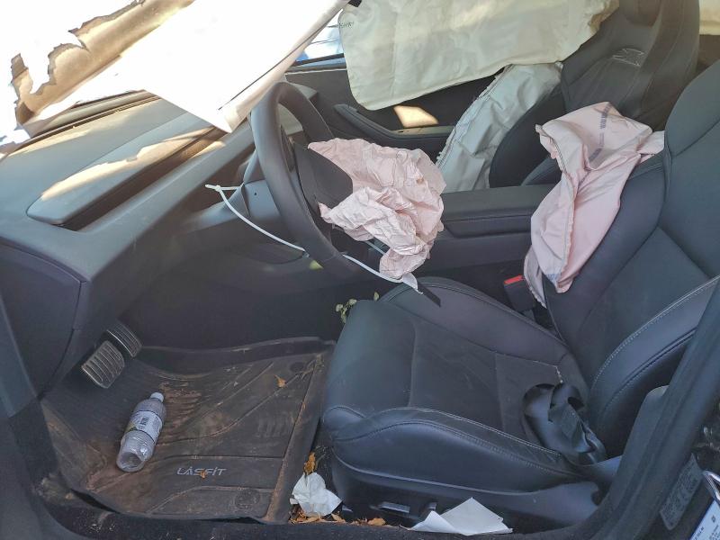 Фото 7 - TESLA MODEL 3