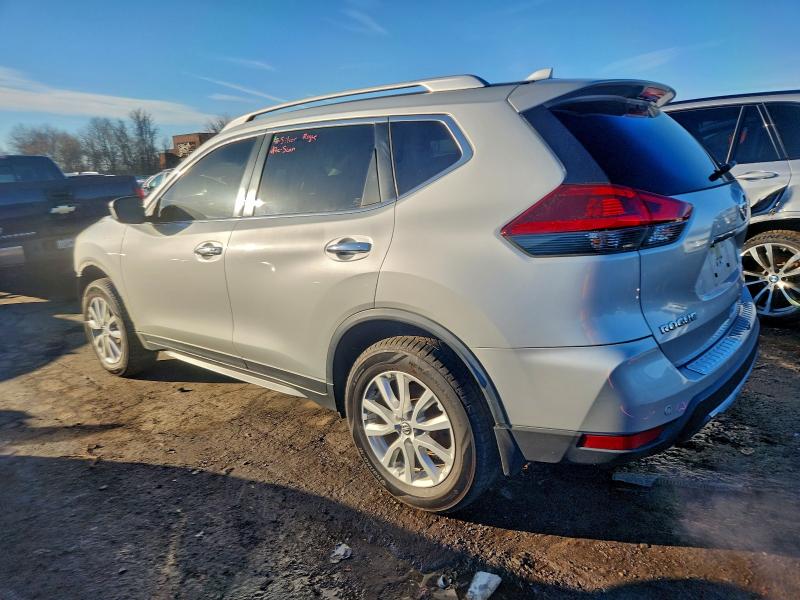 Фото 2 - NISSAN ROGUE