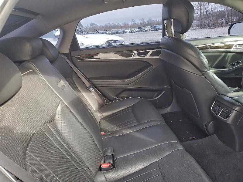 Фото 10 - HYUNDAI GENESIS