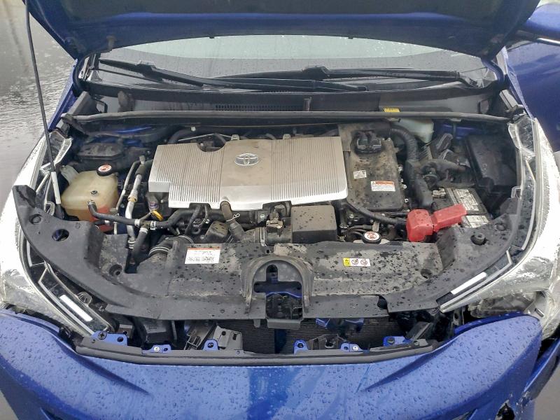 Фото 11 - TOYOTA PRIUS