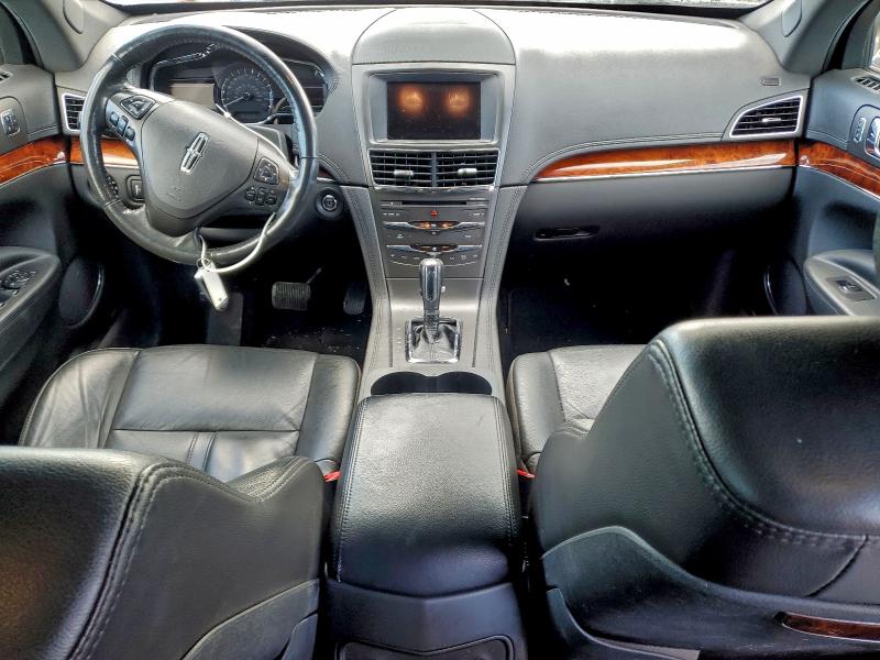 Фото 8 - LINCOLN MKT