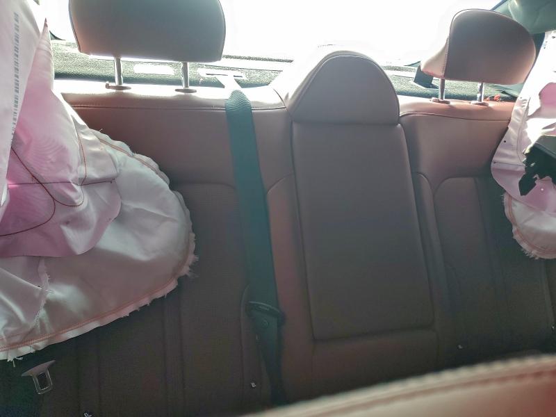 Фото 10 - KIA K5