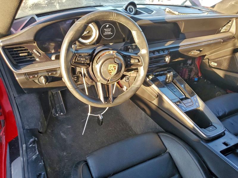 Фото 8 - PORSCHE 911