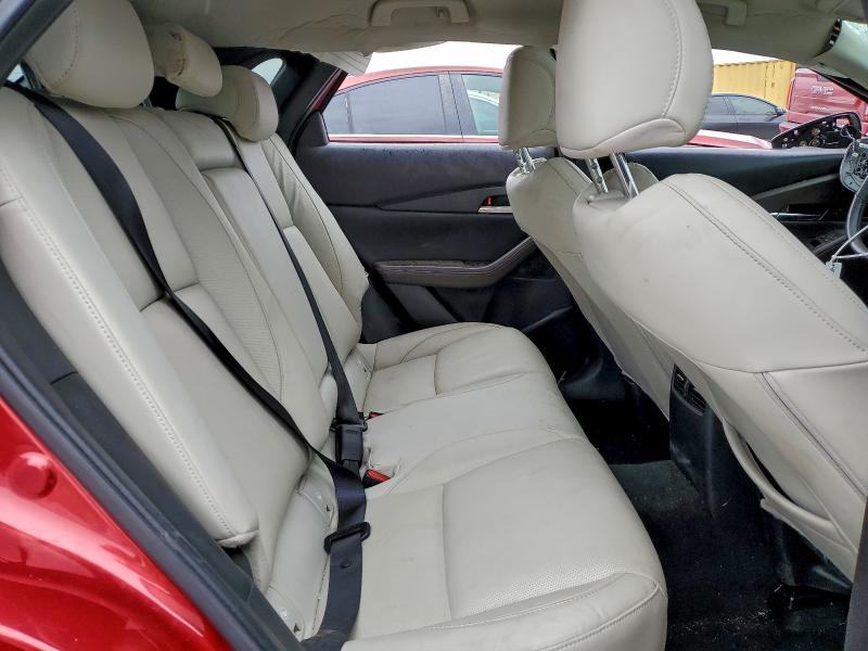 Фото 10 - MAZDA CX30