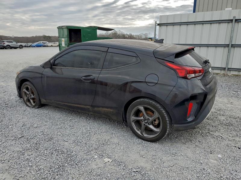 Фото 2 - HYUNDAI VELOSTER