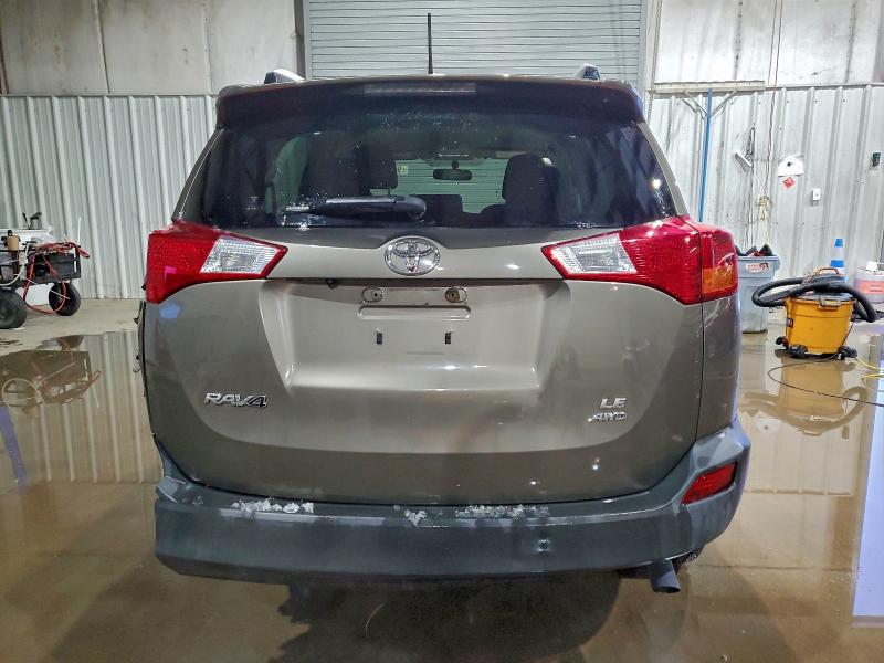 Фото 6 - TOYOTA RAV4