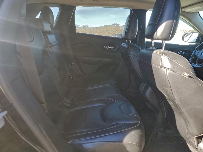 Фото 11 - JEEP GRAND CHER