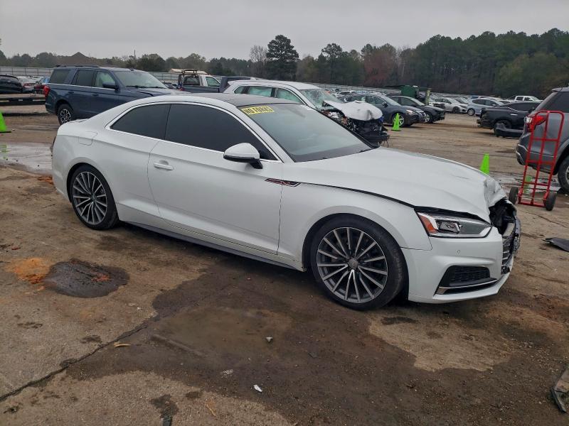 Фото 4 - AUDI A5