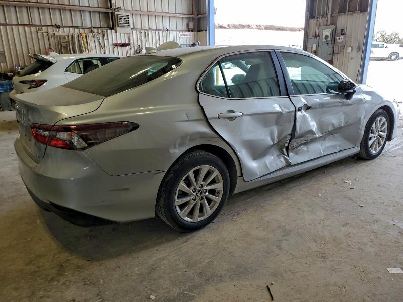 Фото 3 - TOYOTA CAMRY