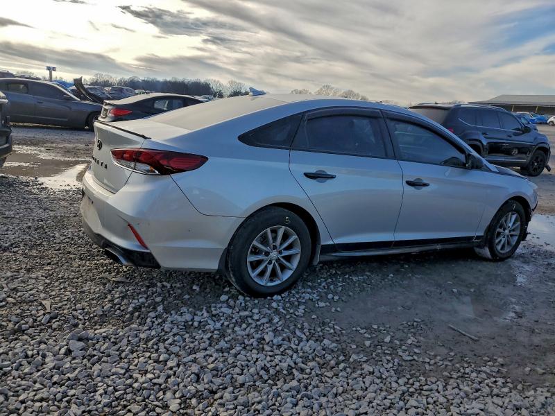 Фото 3 - HYUNDAI SONATA