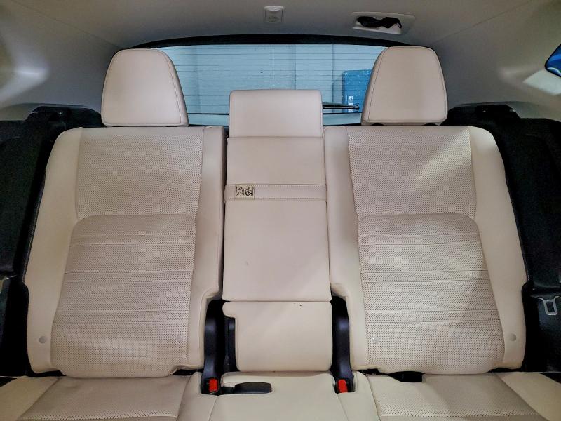 Фото 10 - LEXUS NX