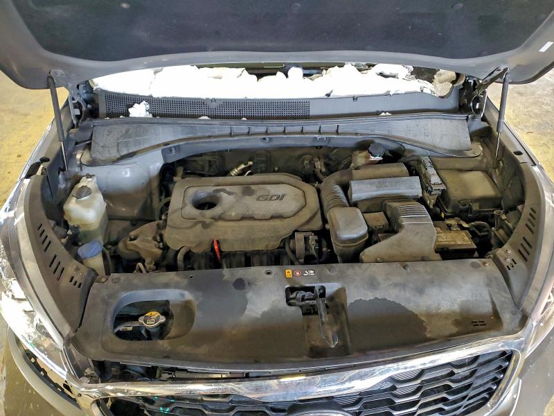 Фото 12 - KIA SORENTO