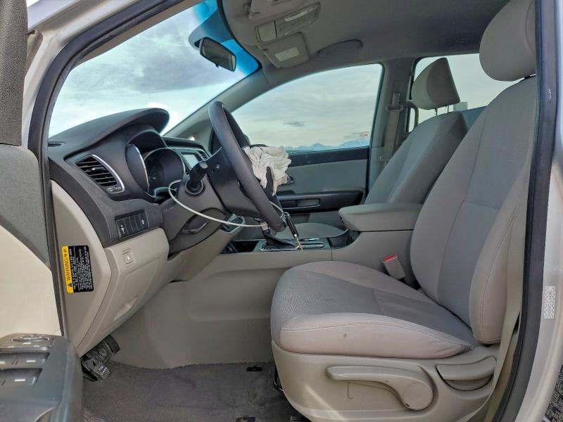 Фото 7 - KIA SEDONA