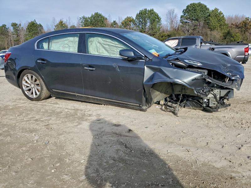 Фото 4 - BUICK LACROSSE