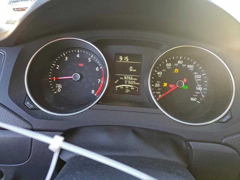 Фото 9 - VOLKSWAGEN JETTA