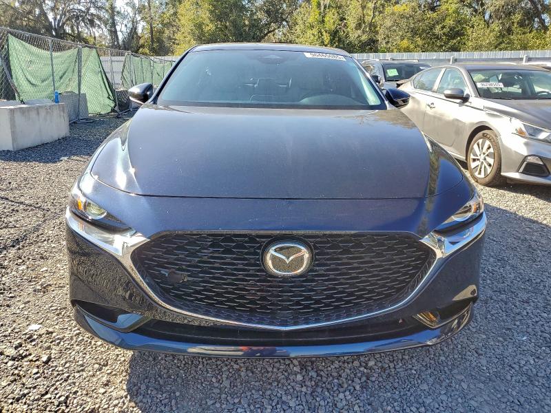 Фото 5 - MAZDA 3