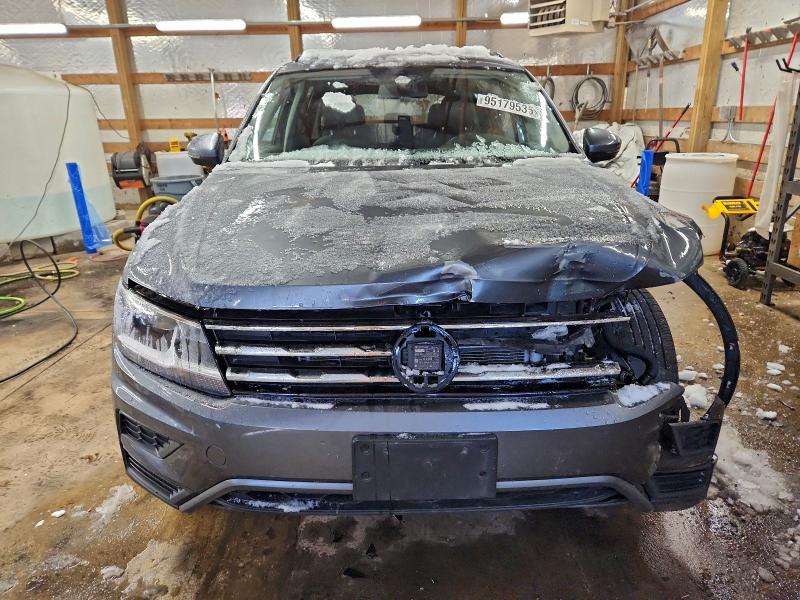 Фото 5 - VOLKSWAGEN TIGUAN