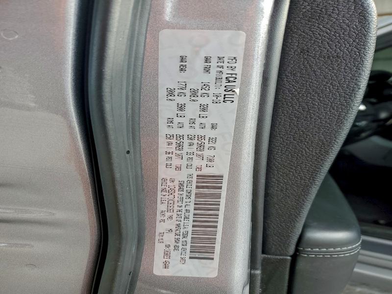 Фото 12 - DODGE DURANGO