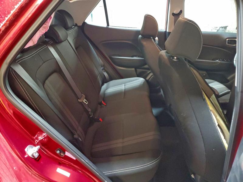 Фото 11 - HYUNDAI VENUE