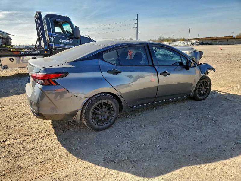 Фото 3 - NISSAN VERSA