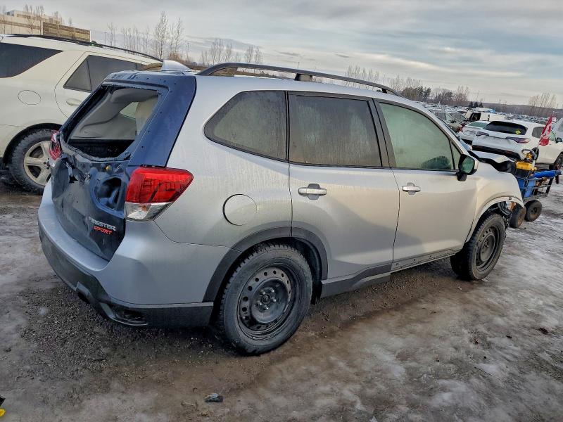 Фото 3 - SUBARU FORESTER