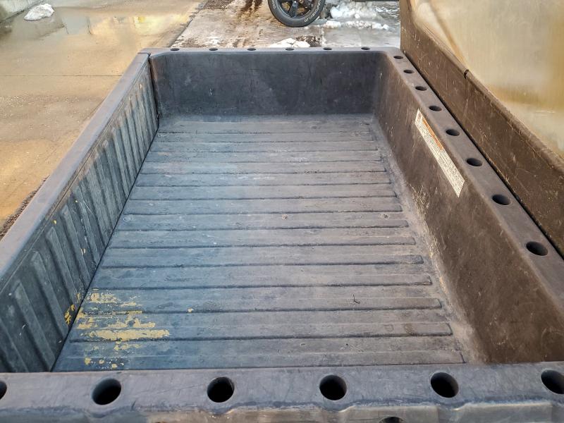 POLARIS SIDEBYSIDE 2012