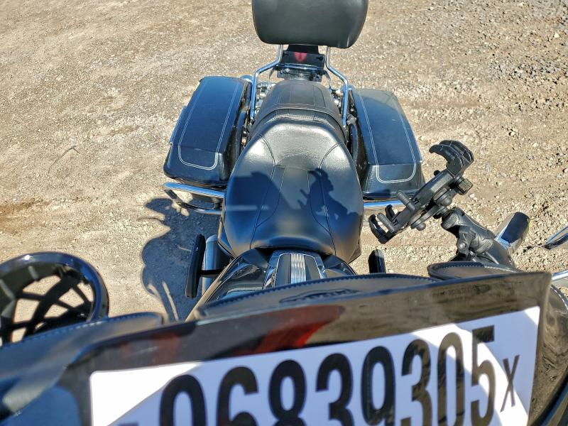 HARLEY-DAVIDSON FL 2013