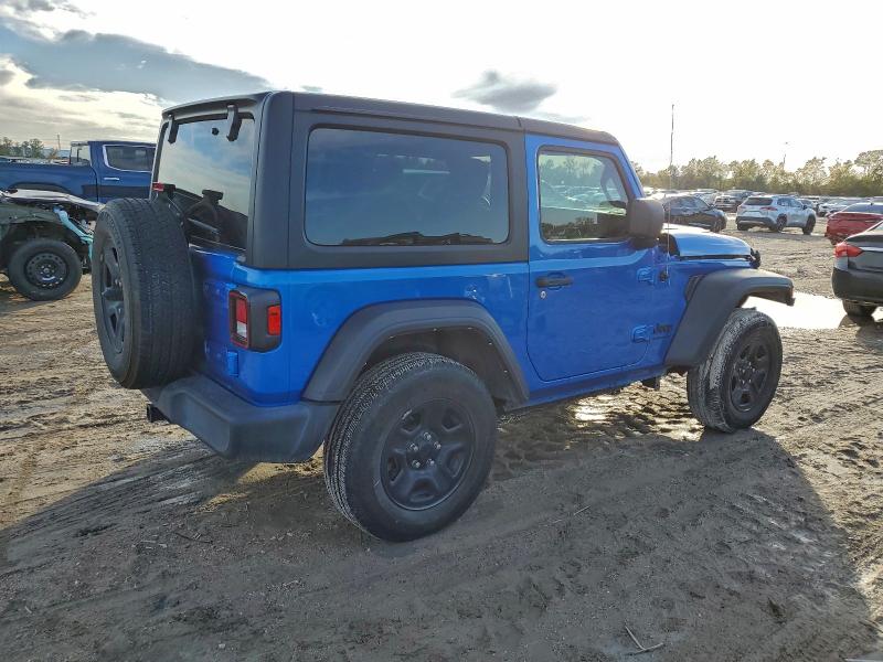 Фото 3 - JEEP WRANGLER