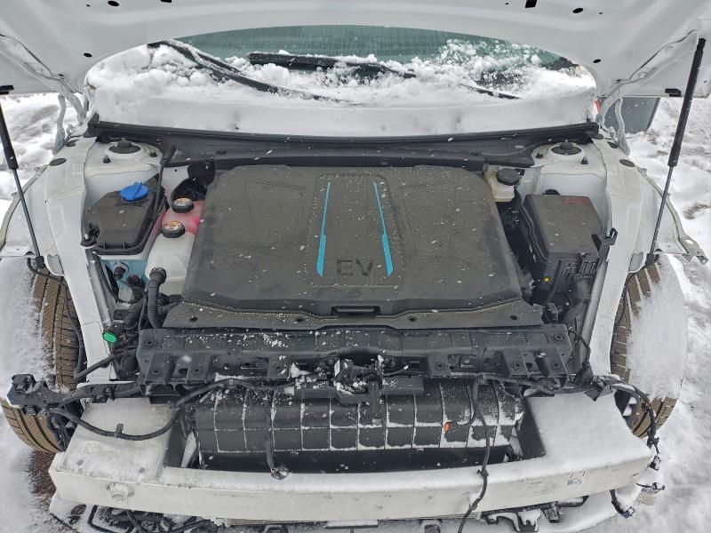 Фото 11 - HYUNDAI IONIQ