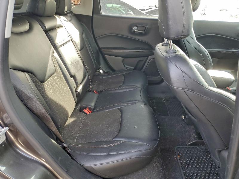 Фото 11 - JEEP COMPASS