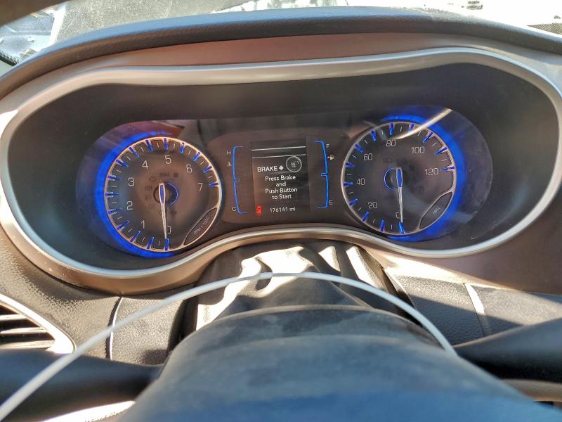 Фото 9 - CHRYSLER PACIFICA