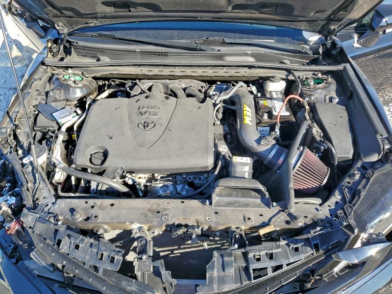 Фото 11 - TOYOTA CAMRY