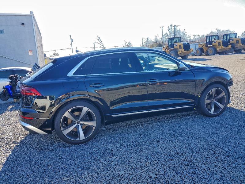 Фото 3 - AUDI SQ8