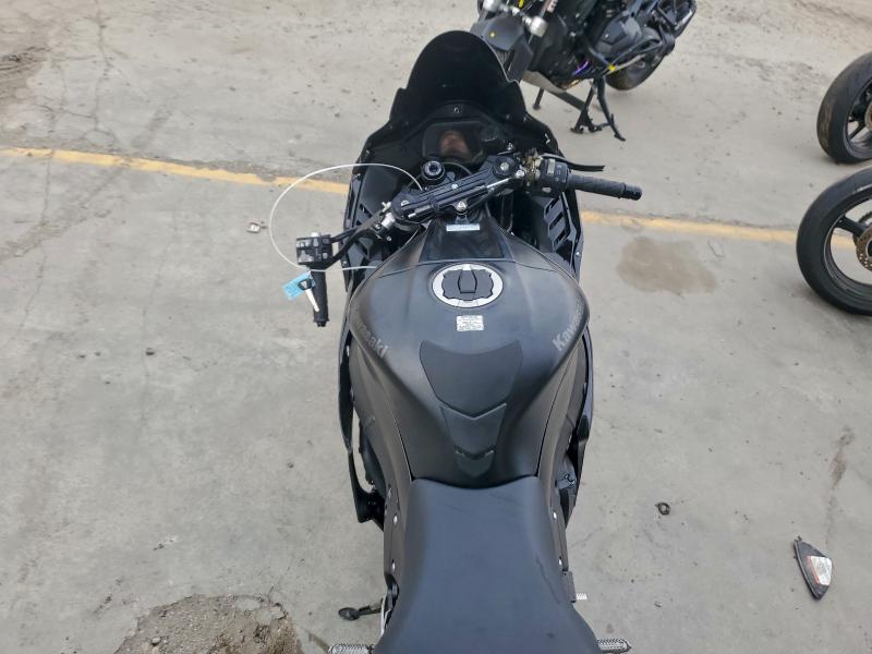 KAWASAKI ZX1002 M 2025