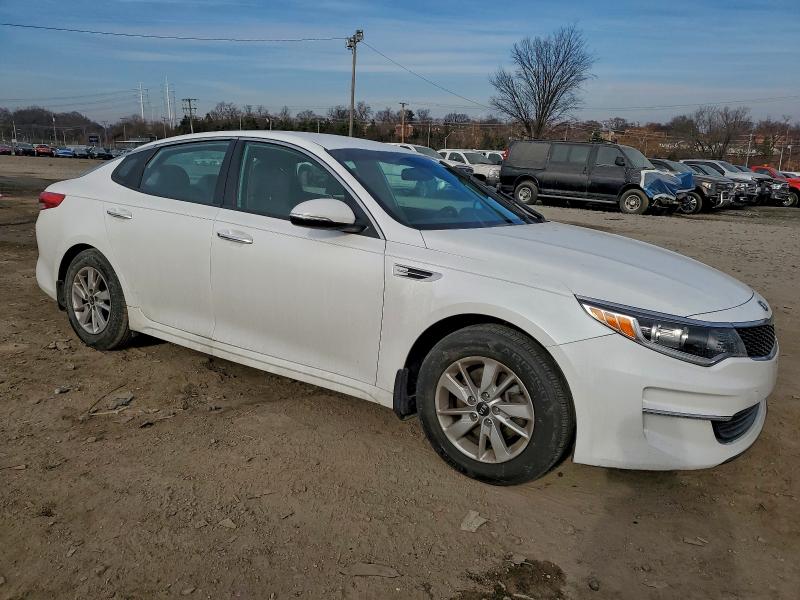 Фото 4 - KIA OPTIMA