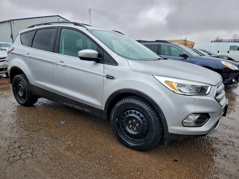 Фото 4 - FORD ESCAPE
